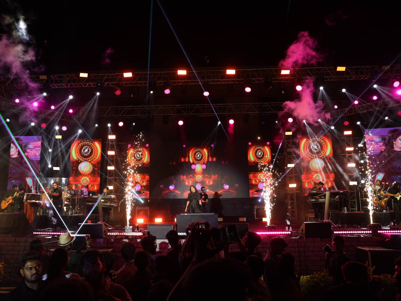 Sreya goshal live from top entertainment event management company in india