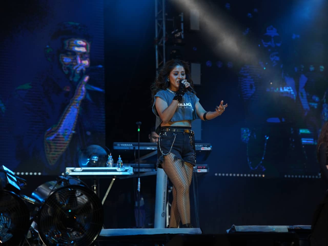 Sunidhi chauhan | Best entertainment event management company